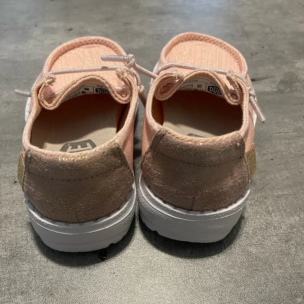 HEYDUDE Slip-on Shoe - Picture 4 of 7